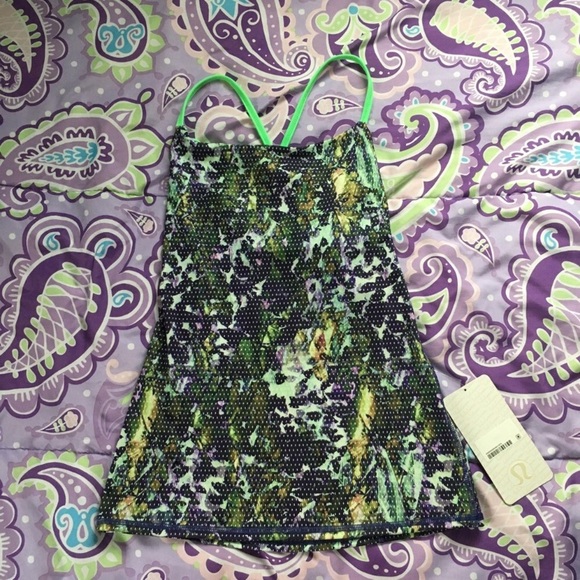 NWT LULULEMON TANK SIZE 2 - Picture 5 of 7